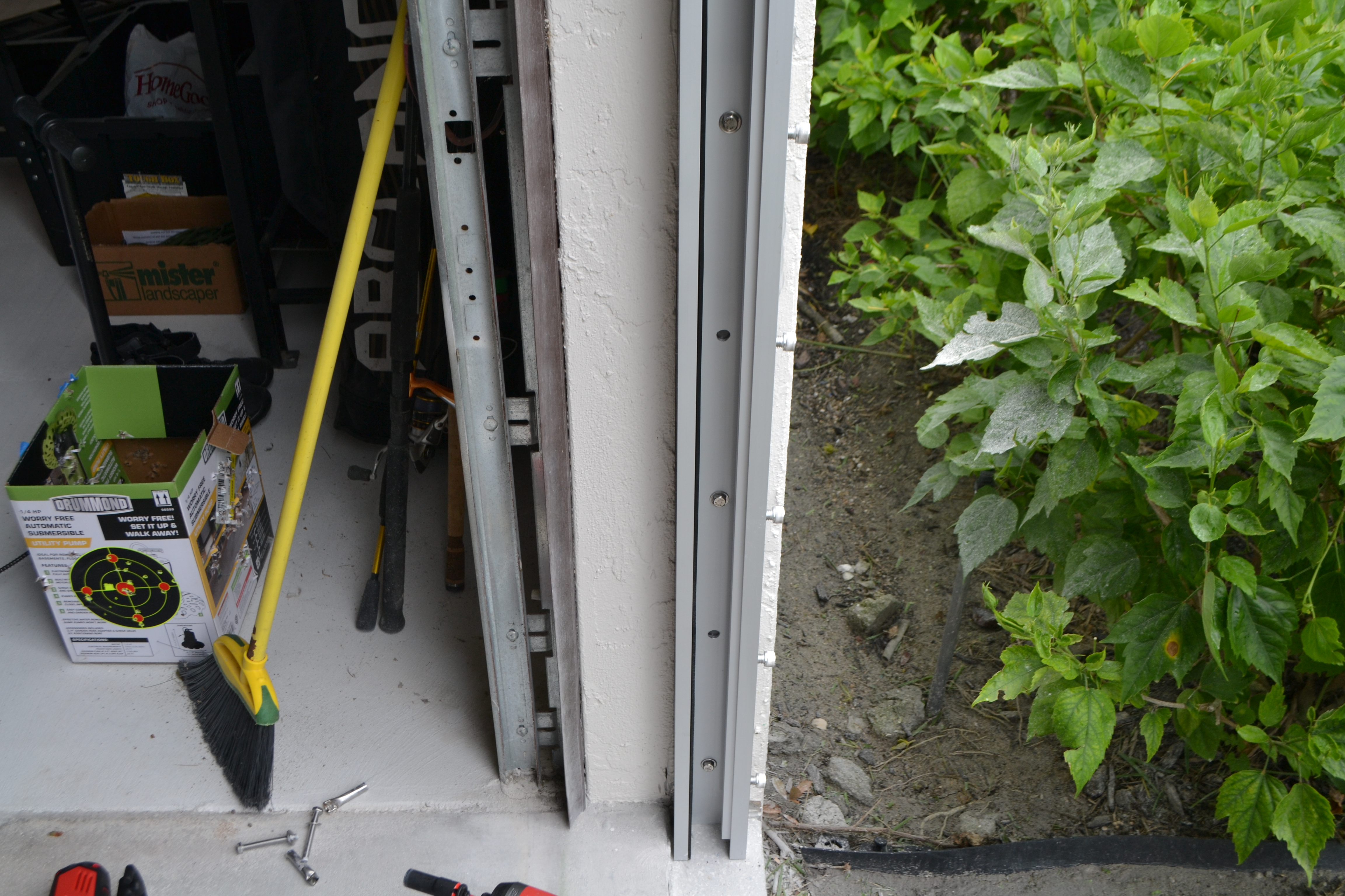 Rubicon modular flood panel perimeter run with U-channel posts